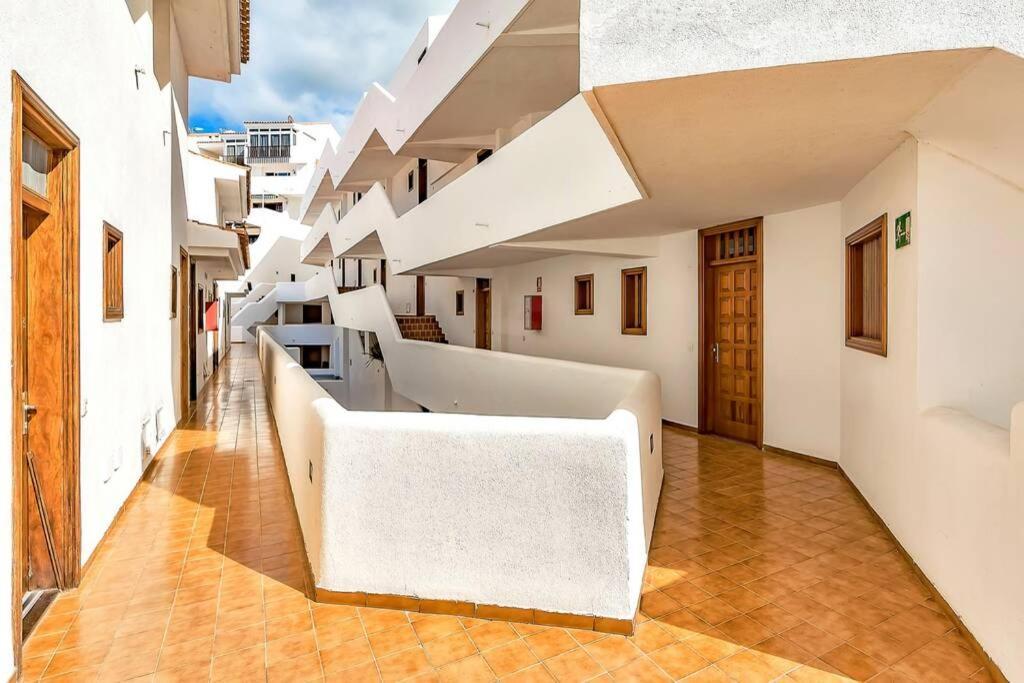 Modern Apartment In Parque Royal I, Playa Fanabe Costa Adeje  Bagian luar foto