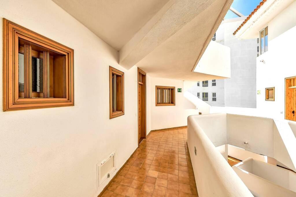 Modern Apartment In Parque Royal I, Playa Fanabe Costa Adeje  Bagian luar foto