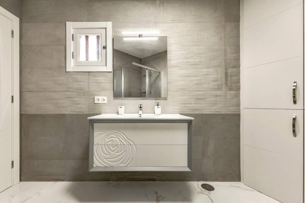 Modern Apartment In Parque Royal I, Playa Fanabe Costa Adeje  Bagian luar foto